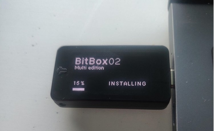 Review do BitBox02 – é uma boa opção para armazenamento a frio?