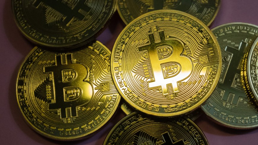 Usuário paga taxa de R$ 15 milhões em transação de Bitcoin e entra para a história